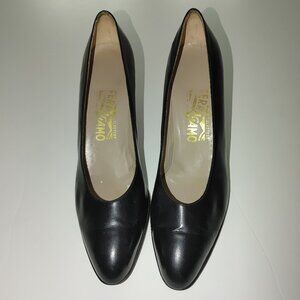 SALVATORE FERRAGAMO Woman's Leather Heels PUMPS Size 10 Pre-owned